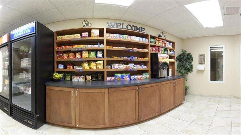 Candlewood Suites Fort Myers Interstate 75 By Ihg Extérieur photo