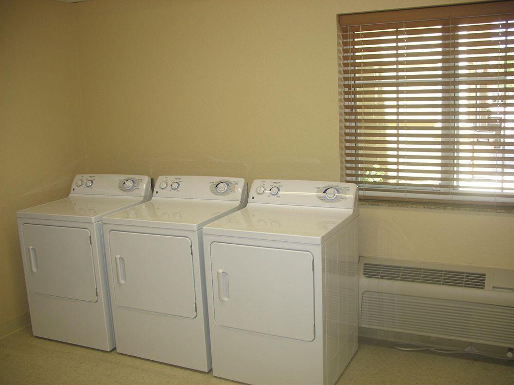 Candlewood Suites Fort Myers Interstate 75 By Ihg Facilités photo