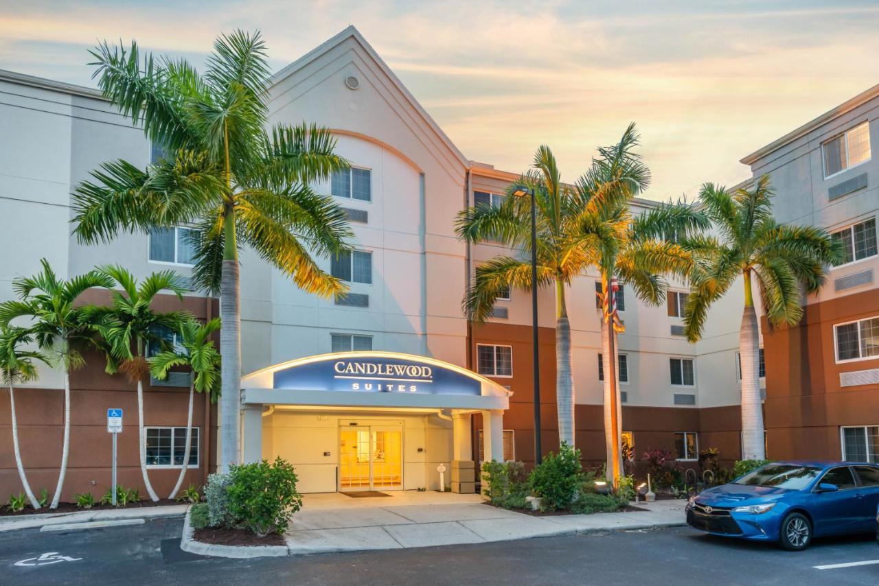 Candlewood Suites Fort Myers Interstate 75 By Ihg Extérieur photo
