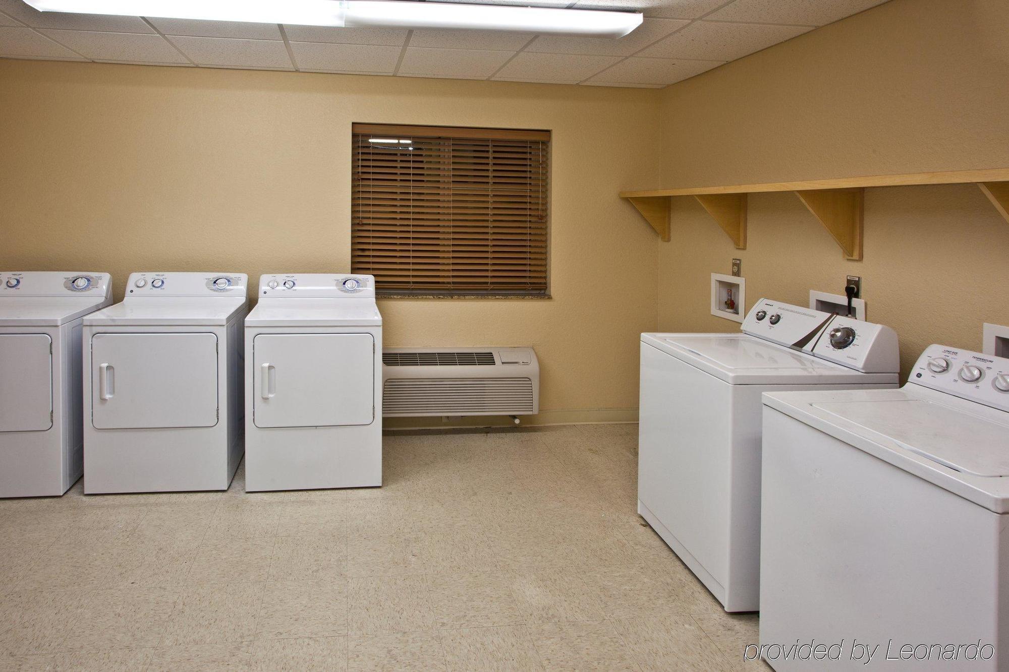 Candlewood Suites Fort Myers Interstate 75 By Ihg Extérieur photo