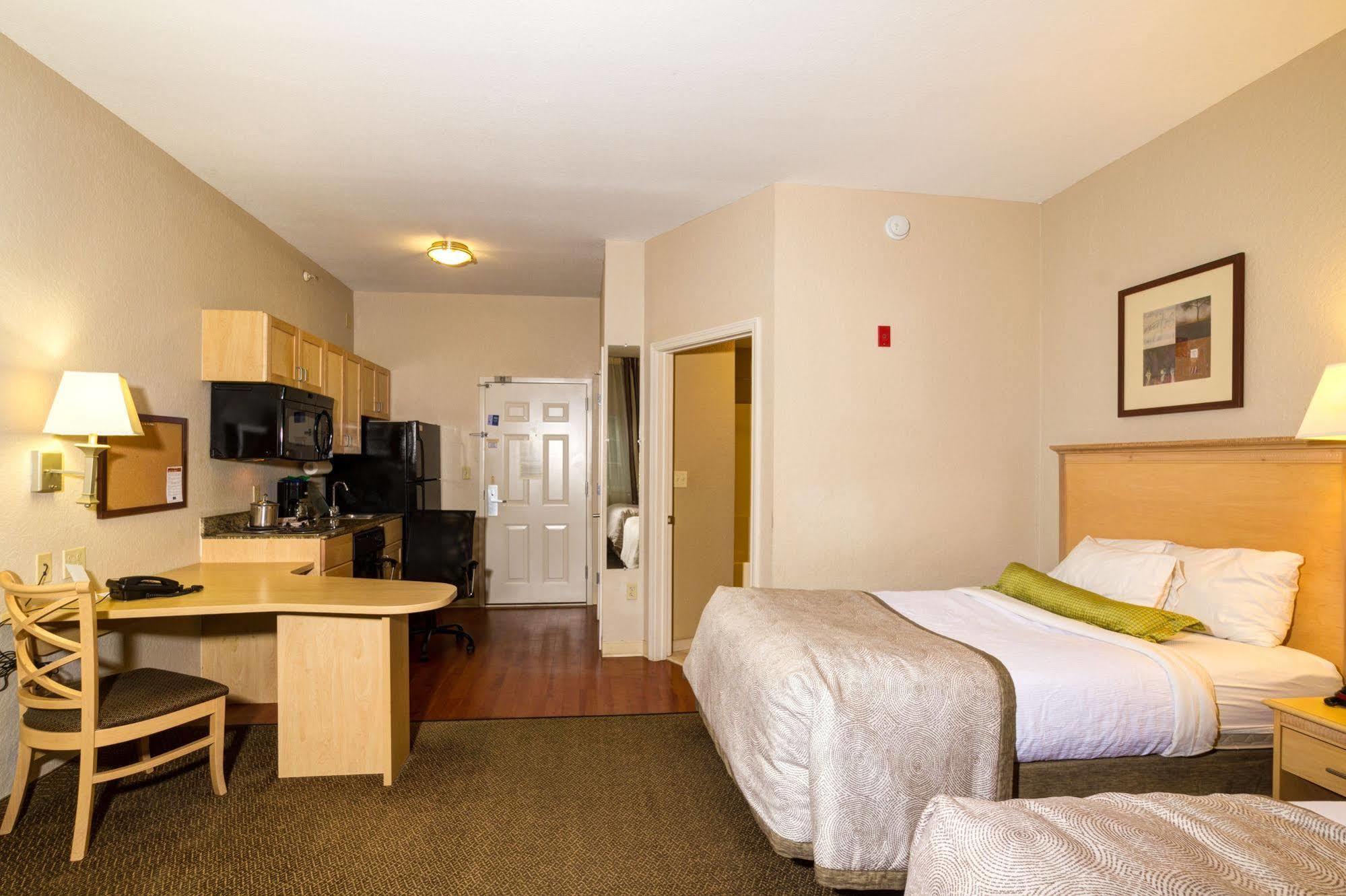 Candlewood Suites Fort Myers Interstate 75 By Ihg Extérieur photo